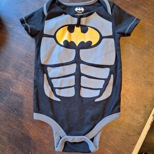 NWOT Halloween Batman Baby Apparel Onesie Size 18 Month
